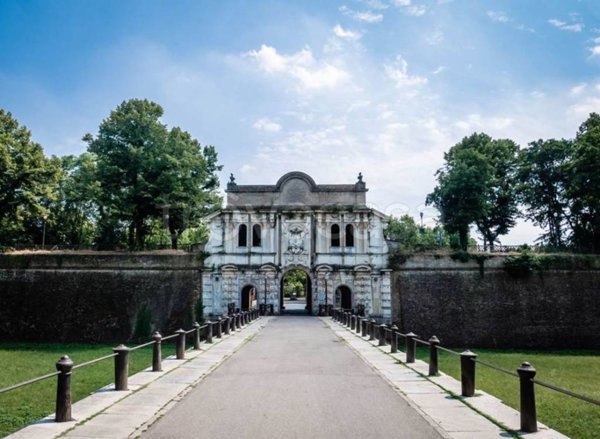casa indipendente in vendita a Parma in zona Cittadella