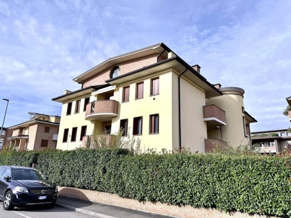 appartamento in vendita a Parma in zona Molinetto