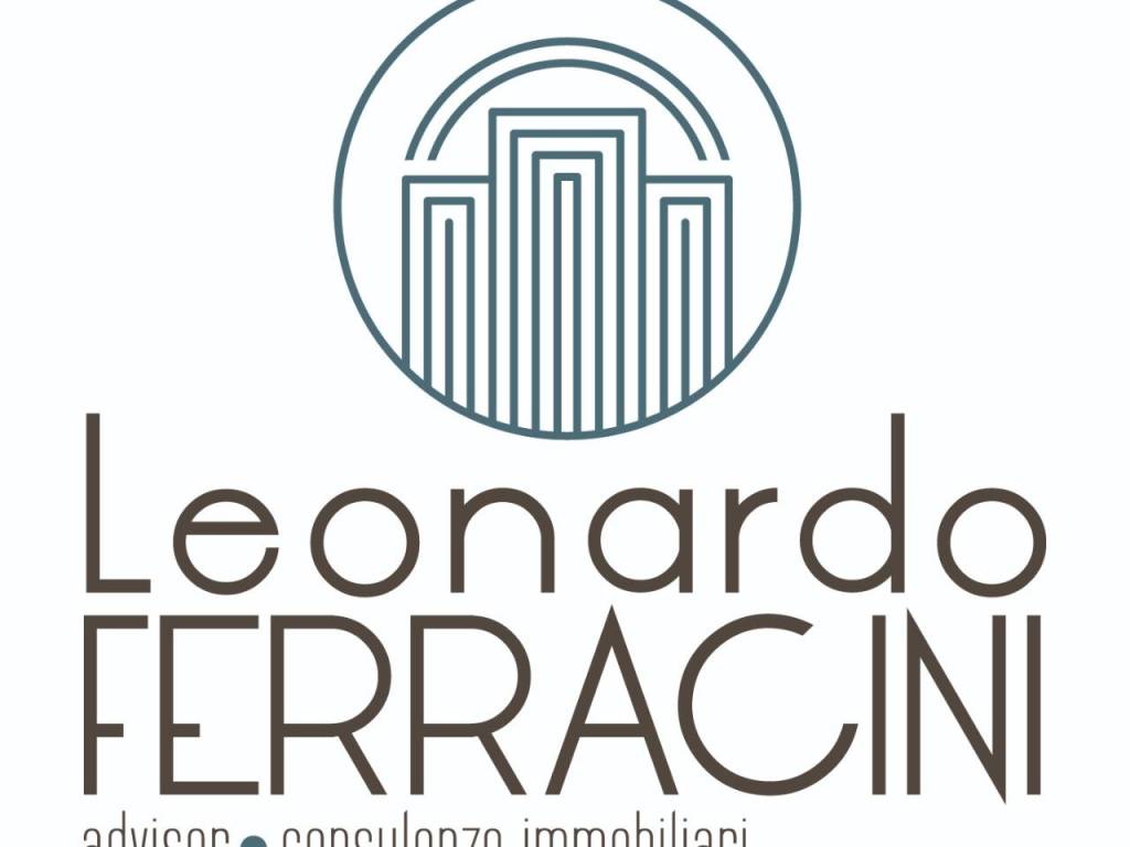 casa indipendente in vendita a Parma in zona Centro Storico