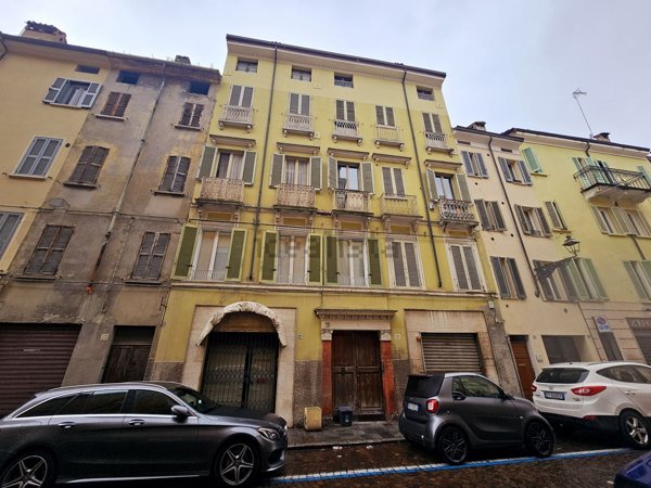 appartamento in vendita a Parma in zona Centro Storico