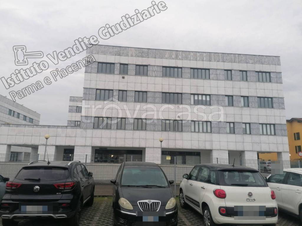 appartamento in vendita a Parma in zona Gaione