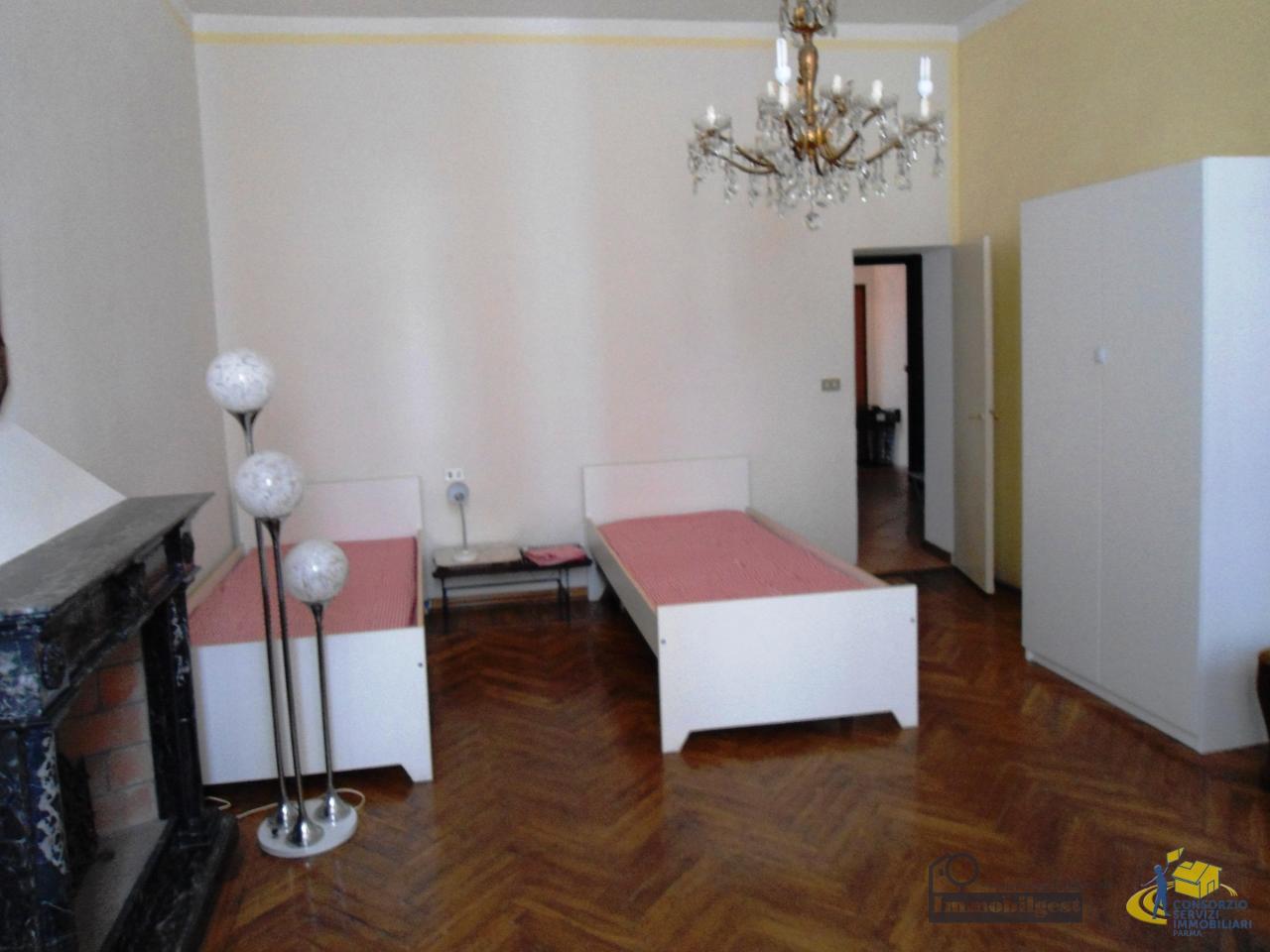 appartamento in vendita a Parma in zona Centro Storico