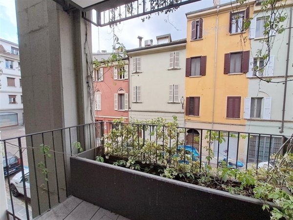 appartamento in vendita a Parma in zona Centro Storico
