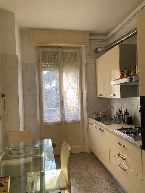 appartamento in vendita a Parma in zona Cittadella
