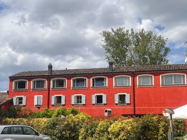appartamento in vendita a Parma in zona Pilastrello