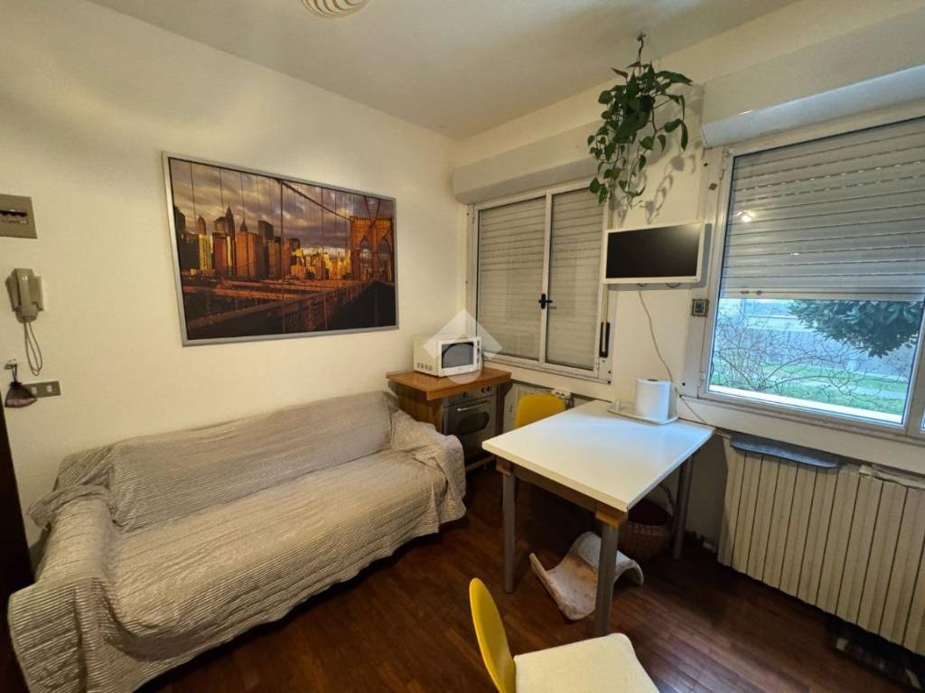 appartamento in vendita a Parma in zona Montanara
