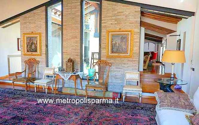 appartamento in vendita a Parma in zona Centro Storico