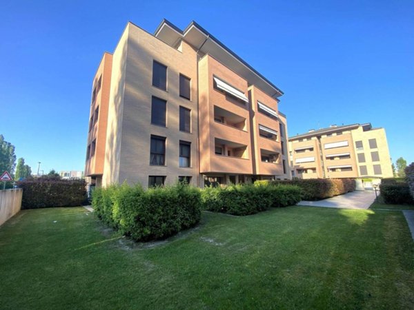 appartamento in vendita a Parma in zona Cittadella