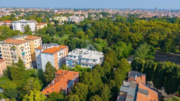 appartamento in vendita a Parma in zona Cittadella