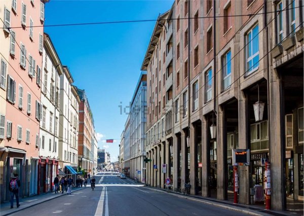 appartamento in vendita a Parma in zona Centro Storico