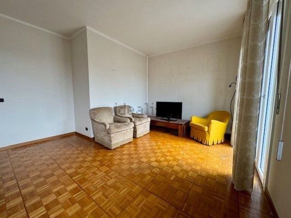 appartamento in vendita a Parma in zona Cittadella
