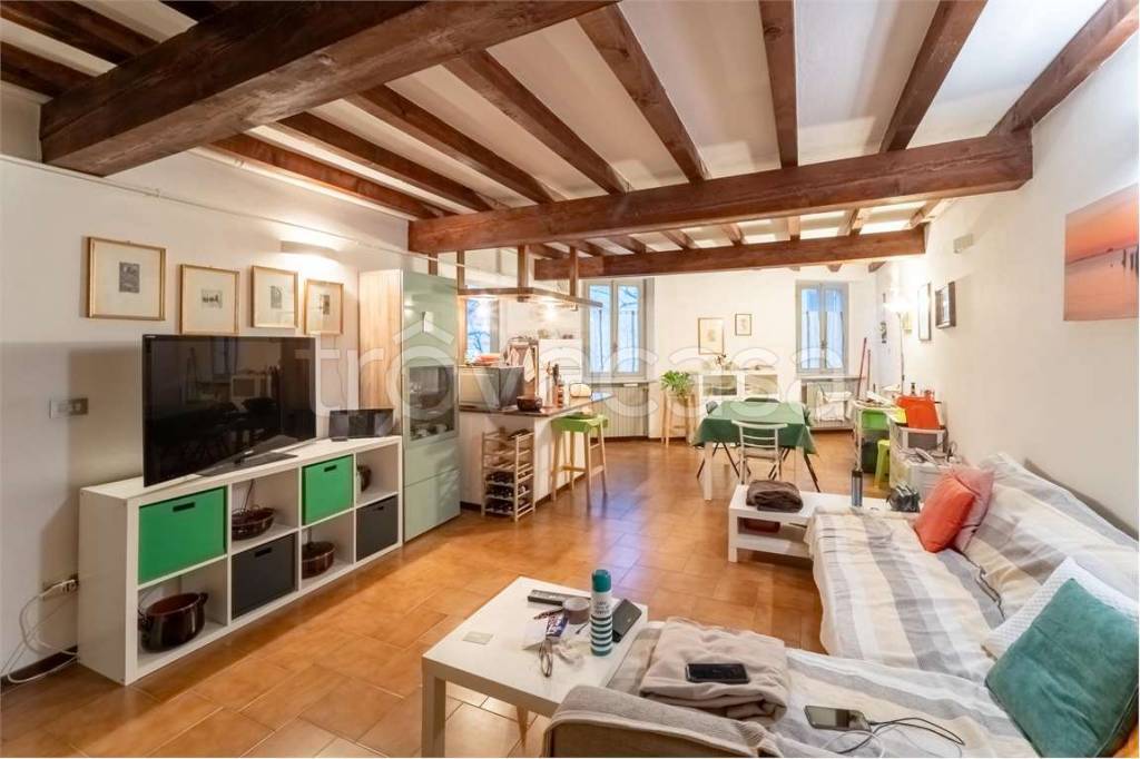 appartamento in vendita a Parma in zona Oltretorrente