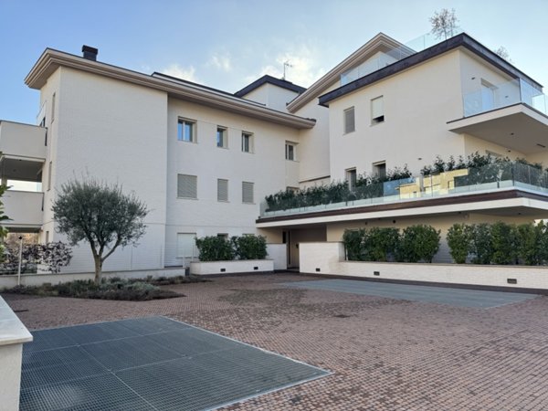 appartamento in vendita a Parma in zona Roncopascolo