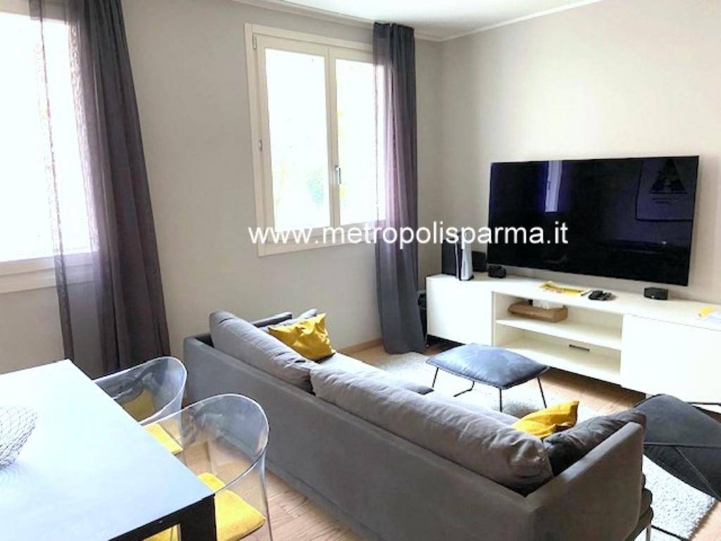 appartamento in vendita a Parma in zona Centro Storico