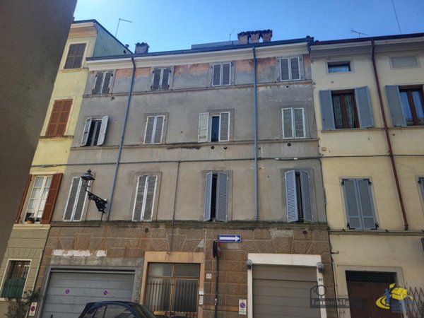 appartamento in vendita a Parma in zona Centro Storico