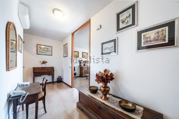 appartamento in vendita a Parma in zona Centro Storico