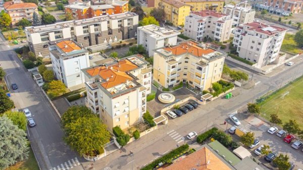 appartamento in vendita a Parma in zona San Leonardo