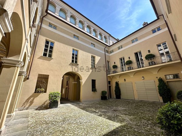 appartamento in vendita a Parma in zona Centro Storico