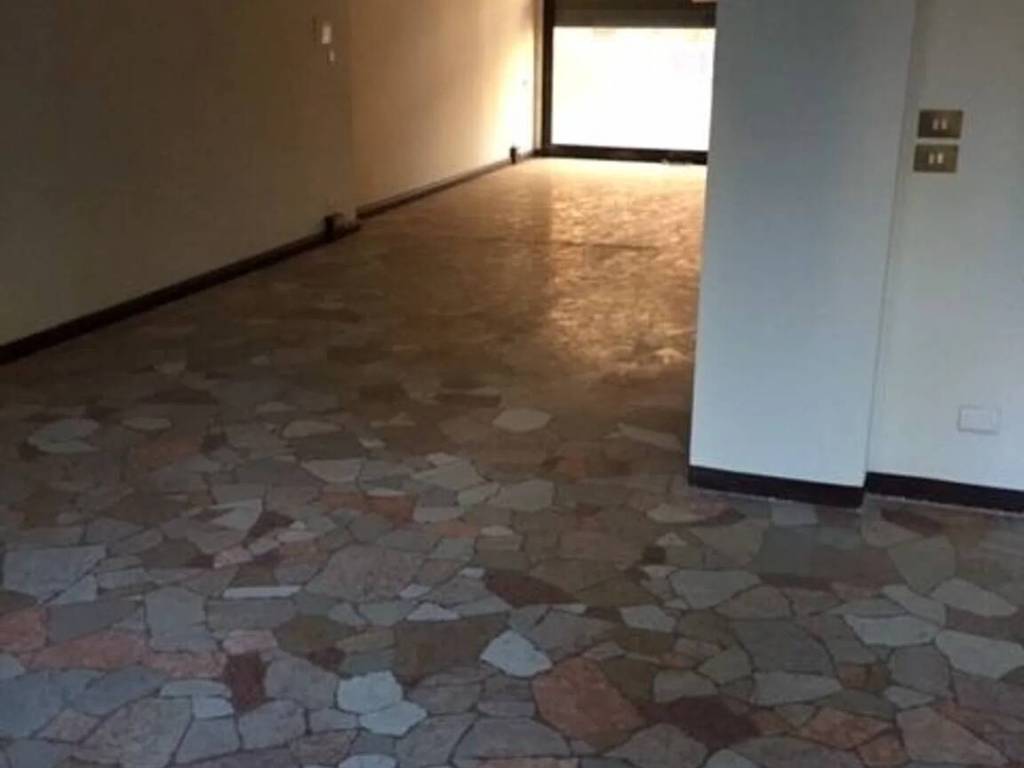 appartamento in vendita a Parma in zona Centro Storico