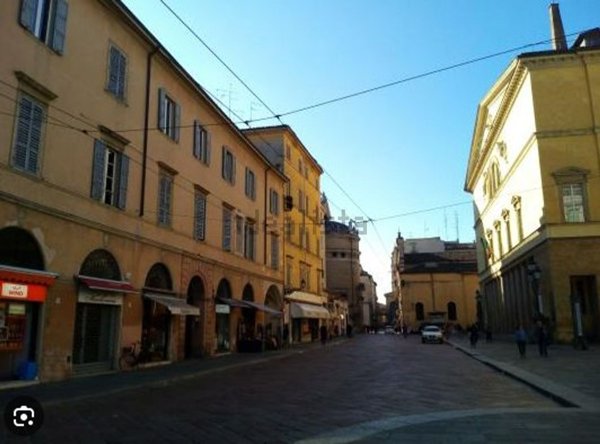 appartamento in vendita a Parma in zona Centro Storico