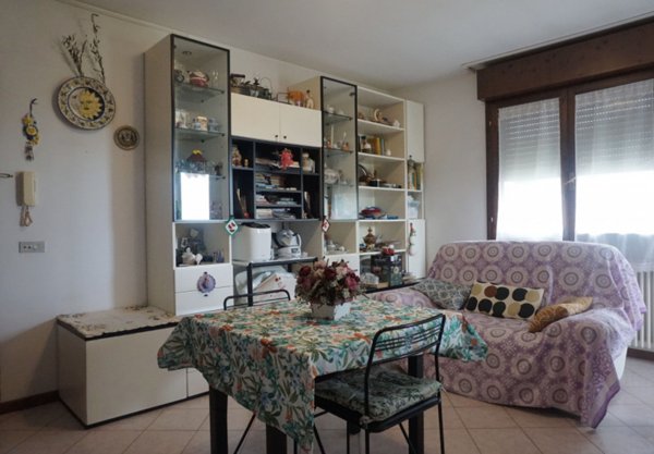 appartamento in vendita a Parma in zona Centro Storico
