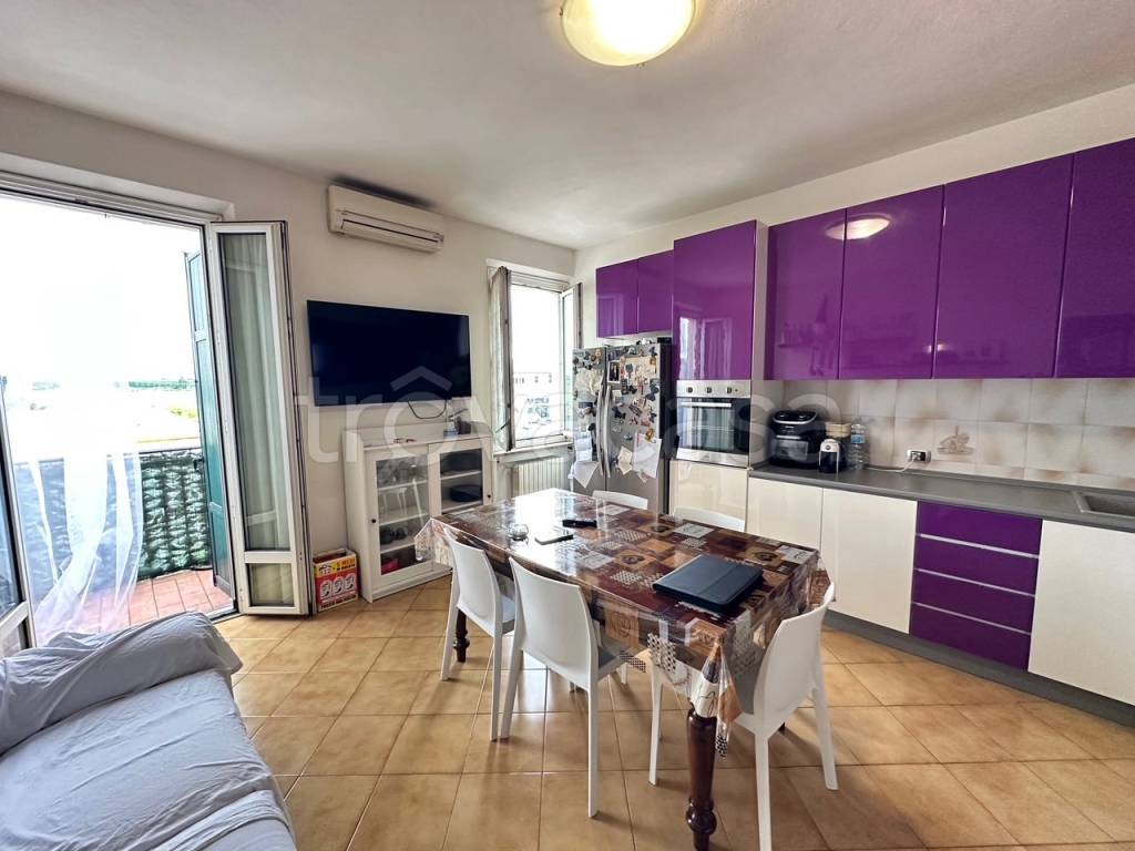 appartamento in vendita a Parma in zona San Leonardo