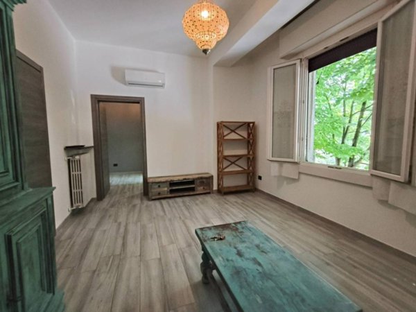 appartamento in vendita a Parma in zona Crocetta