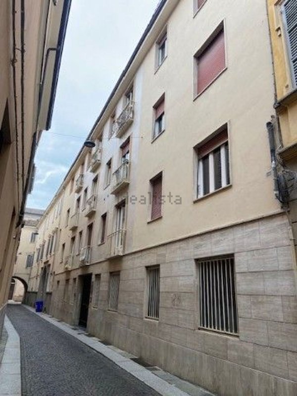 appartamento in vendita a Parma in zona Centro Storico