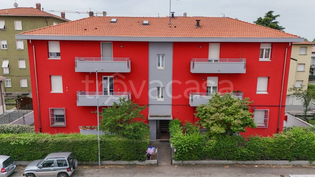 appartamento in vendita a Parma in zona Montanara
