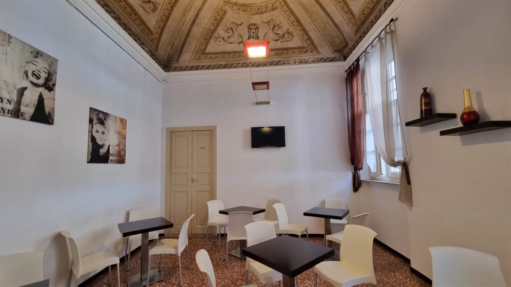 trivano in vendita a Parma in zona Centro Storico