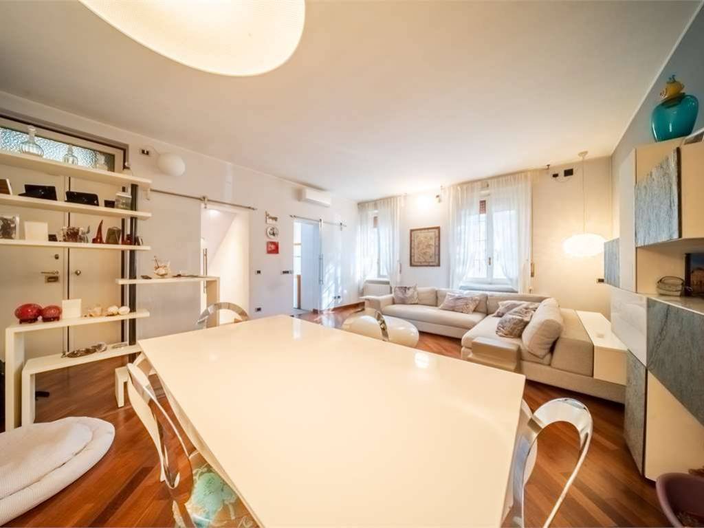 appartamento in vendita a Parma in zona Cittadella