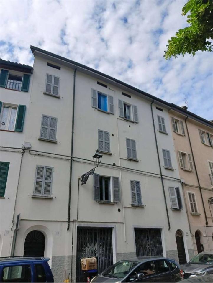 appartamento in vendita a Parma in zona Oltretorrente
