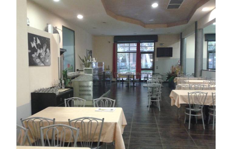 negozio in vendita a Parma in zona San Leonardo