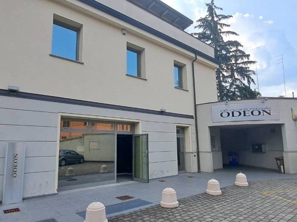 negozio in vendita a Parma in zona Pablo