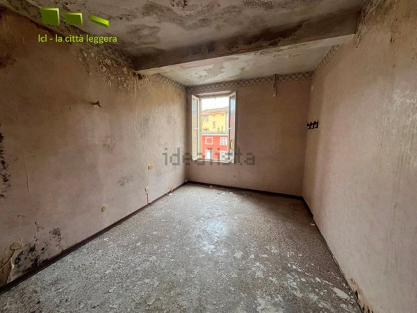 appartamento in vendita a Parma in zona Oltretorrente