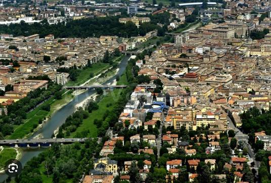 appartamento in vendita a Parma in zona Centro Storico