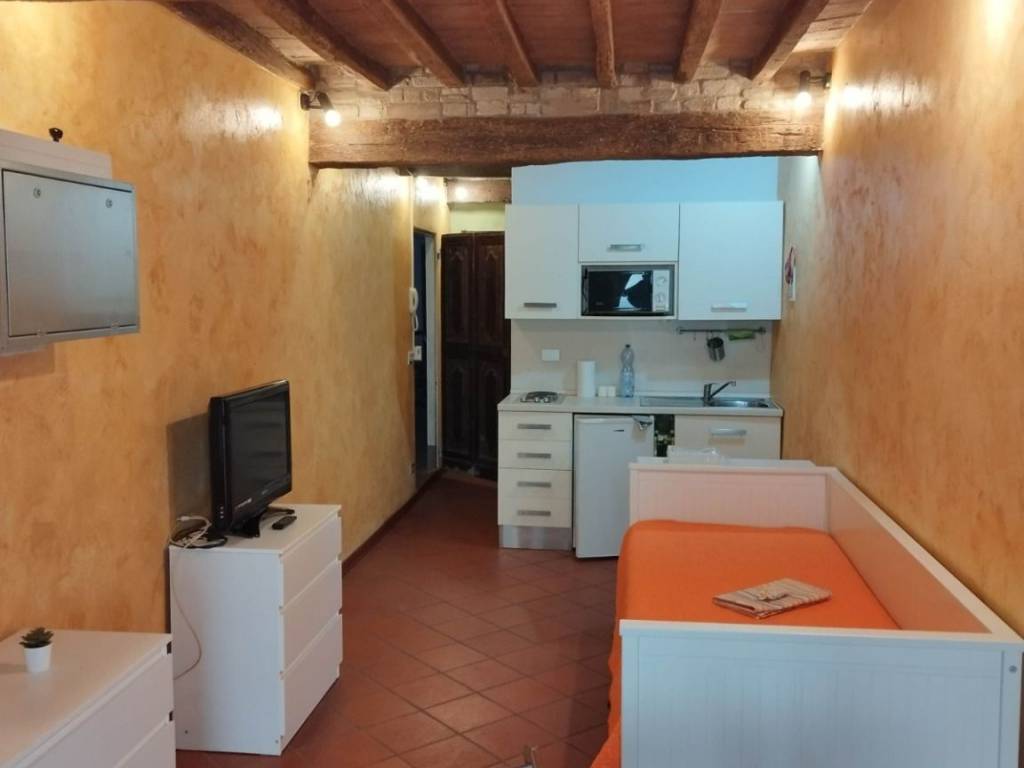 appartamento in vendita a Parma in zona Centro Storico