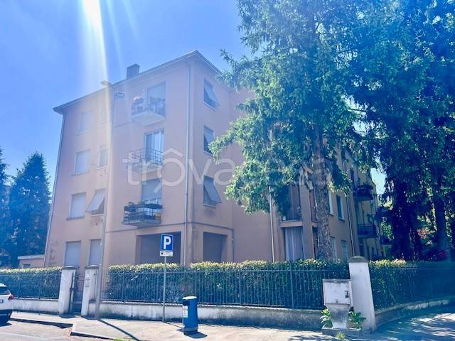appartamento in vendita a Parma in zona Cittadella