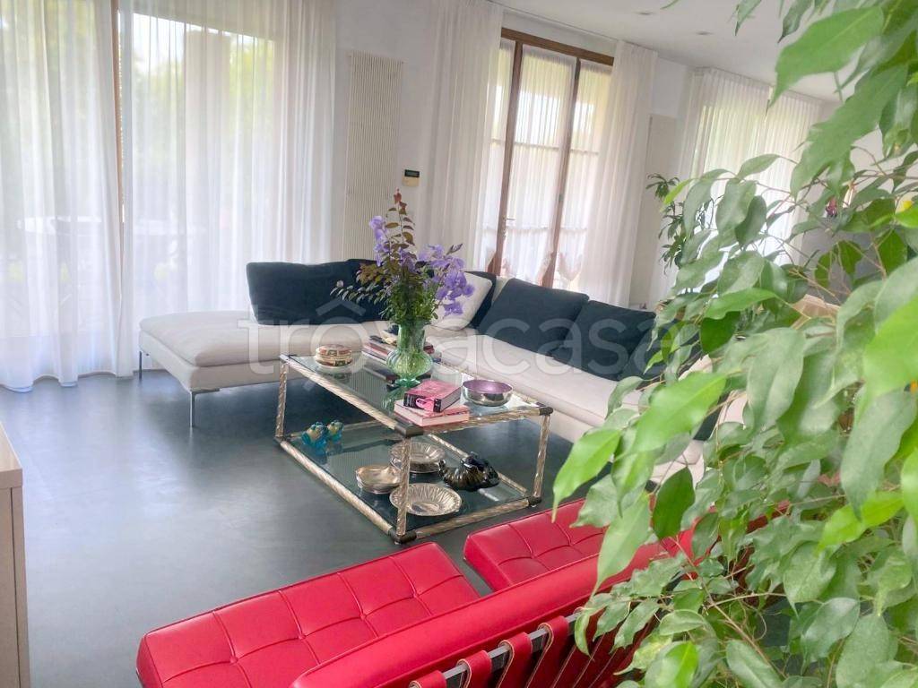 casa indipendente in vendita a Parma in zona Molinetto