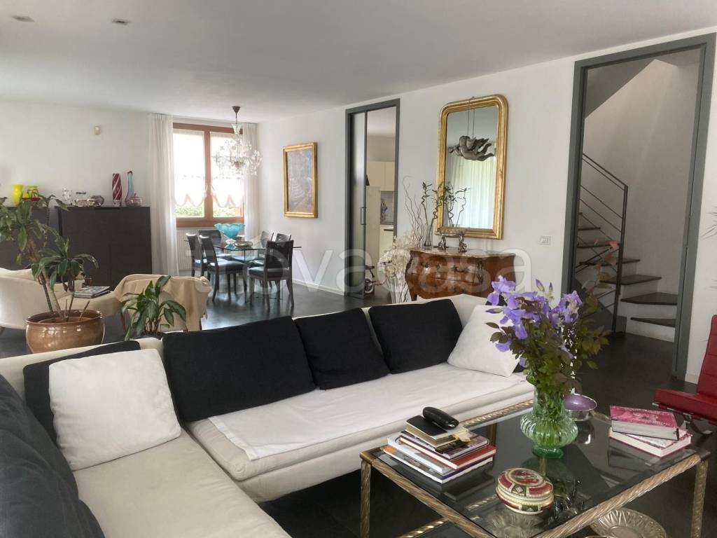 casa indipendente in vendita a Parma in zona Molinetto