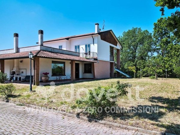 casa indipendente in vendita a Parma in zona Vicofertile