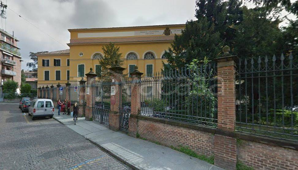 casa indipendente in vendita a Parma in zona Centro Storico