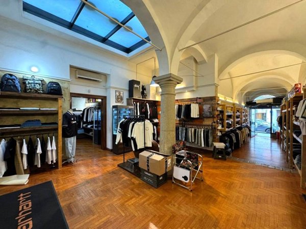 negozio in vendita a Parma in zona Centro Storico