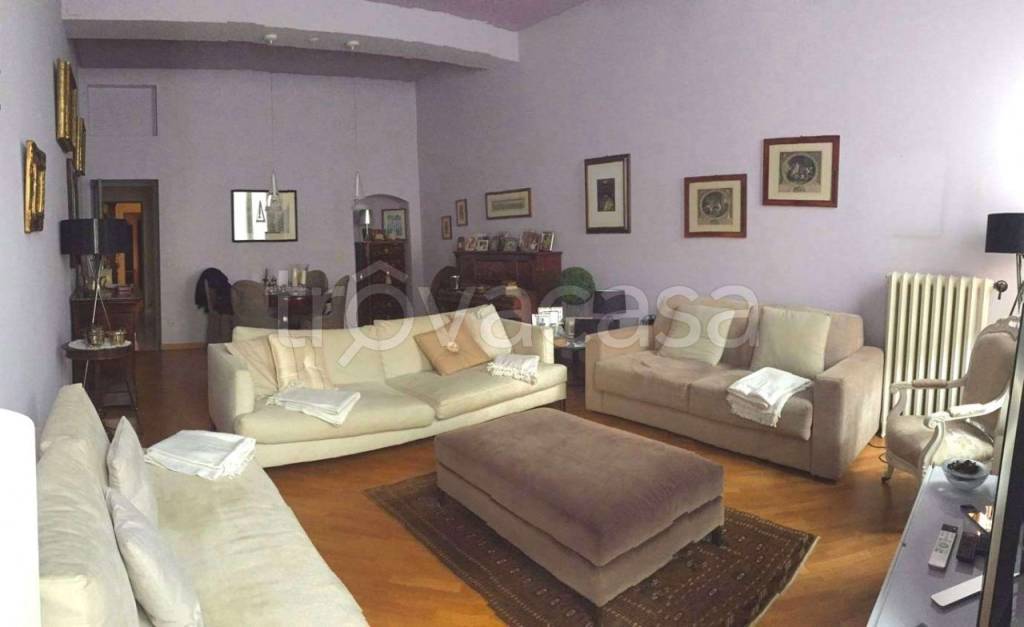 appartamento in vendita a Parma in zona Centro Storico