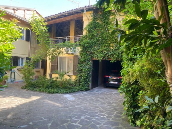 casa indipendente in vendita a Parma in zona San Prospero
