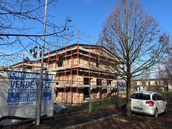 casa indipendente in vendita a Parma in zona Baganzola