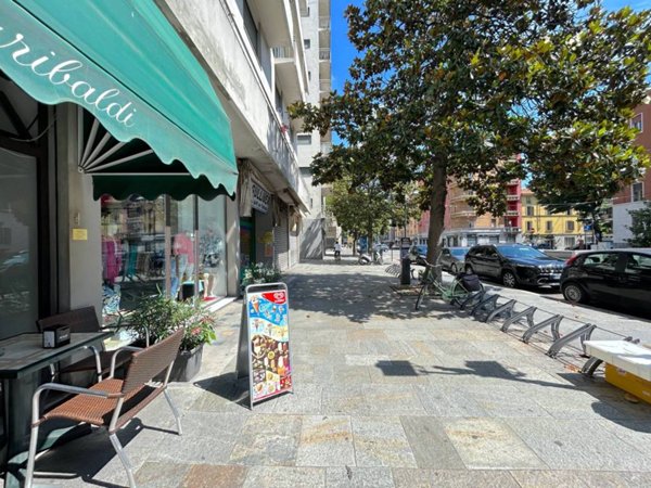 negozio in vendita a Parma in zona Centro Storico