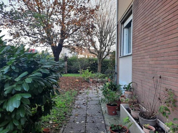 casa indipendente in vendita a Parma in zona Fognano