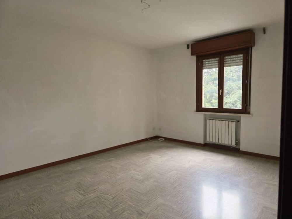 appartamento in vendita a Parma in zona Montanara