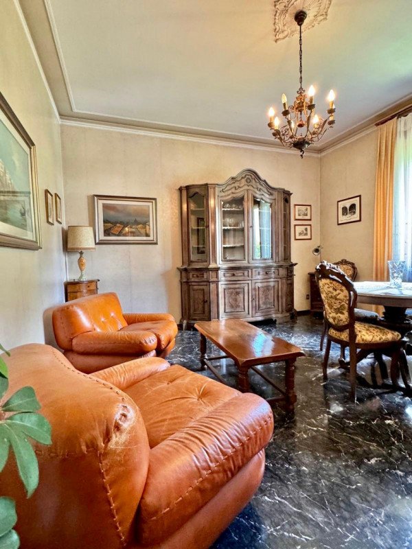 casa indipendente in vendita a Parma